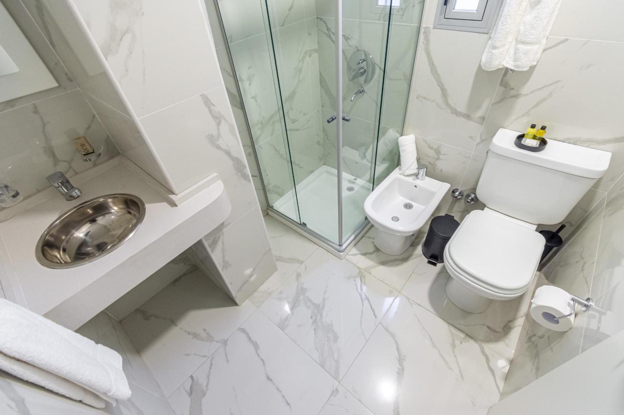 Apartamento con balcón